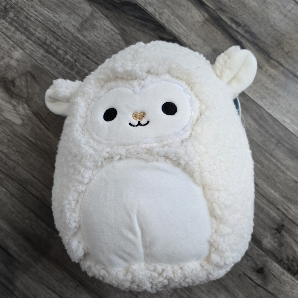 Squishmallow Sophie The Lamb